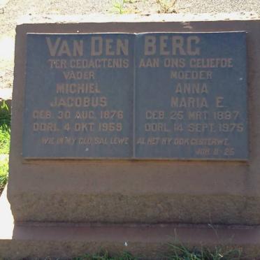 BERG Michiel Jacobus, van den 1876-1959 &amp; Anna Maria E. 1887-1975