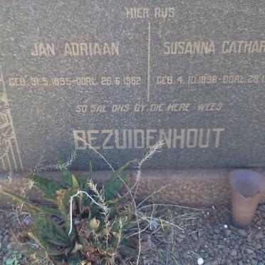 BEZUIDENHOUT Jan Adriaan 1895-1962 &amp; Susanna Catharina 1898-1961