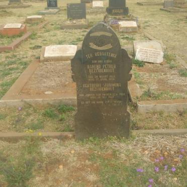 BEZUIDENHOUT Barend Petrus 1853-1938 &amp; Gertruida Jacomina JANSEN VAN VUUREN 1858-1929