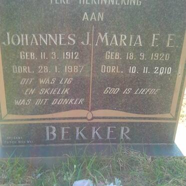 BEKKER Johannes J. 1912-1987 &amp; Maria F.E. 1920-2010