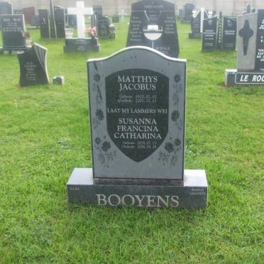 BOOYENS Matthys Jacobus 1920-2002 &amp; Susanna Francina Catharina 1924-2004