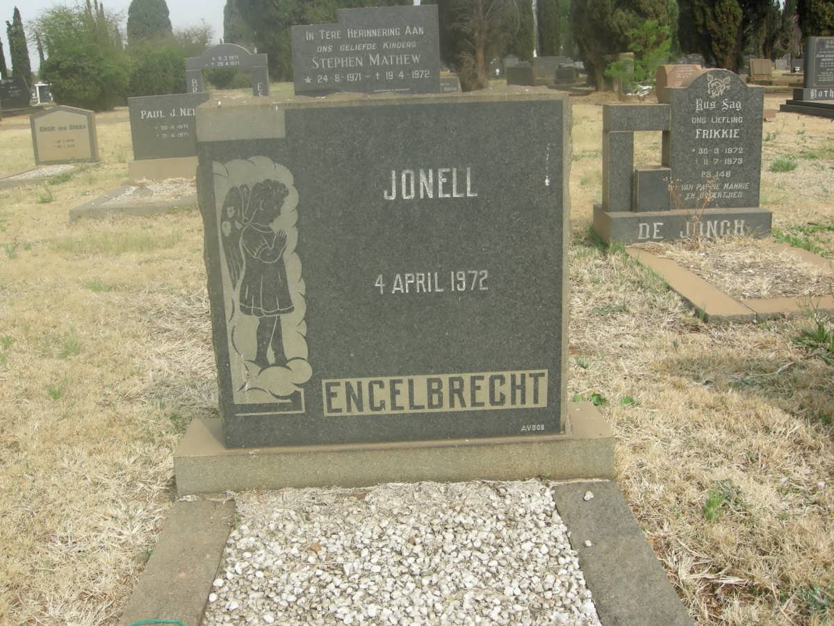 ENGELBRECHT Jonell -1972