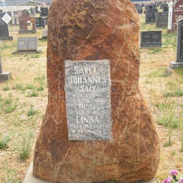 ESTERHUIZEN Sarel Johannes 1941-2000 &amp; Linda 19?5-