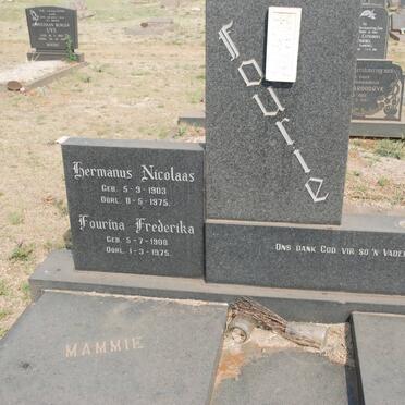 FOURIE Hermanus Nicolaas 1903-1975 &amp; Fourina Frederika 1908-1975