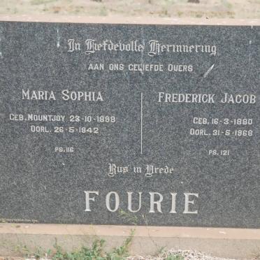 FOURIE Frederick Jacob Roux 1880-1968 &amp; Maria Sophia MOUNTJOY 1898-1942