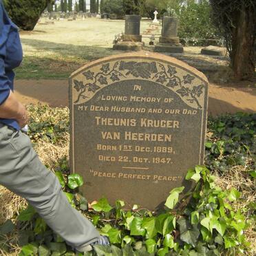 HEERDEN Theunis Kruger, van 1889-1947
