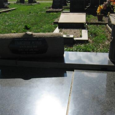HOLLIDAY Francouise Petrus 1910-1965 &amp; Johanna Christina VAN DER VYVER 1910-1964