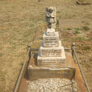 KINNEAR Ronald 1938-1939
