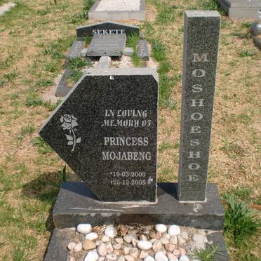 MOSHOESHOE Princess Mojabeng  2005-2005