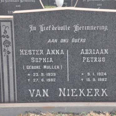 NIEKERK Adriaan Petrus, van 1924-1982 &amp; Hester Anna Sophia MULLER 1939-1982