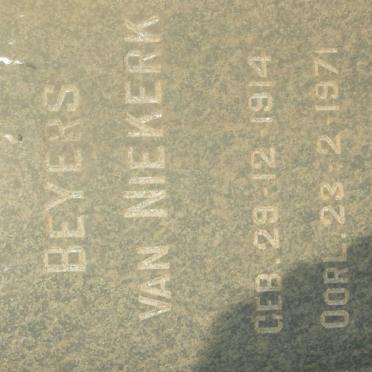 NIEKERK Beyers, van 1914-1971