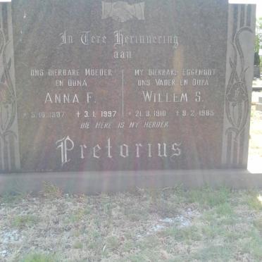 PRETORIUS Willem S. 1910-1985 &amp; Anna F. 1907-1997