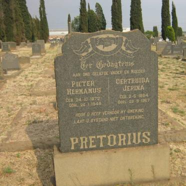 PRETORIUS Pieter Hermanus 1872-1949 &amp; Gertruida Jerina 1884-1967