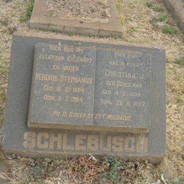 SCHLEBUSCH Hendrik Stephanus 1884-1954 &amp; Christina J. SCHOEMAN 1899-1982