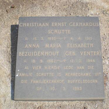 SCHUTTE Christiaan Ernst Gerhardus 1895-1915 :: BEZUIDENHOUT Anna Maria Elisabeth nee VENTER  1862-1944