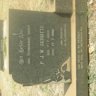 SCHUTTE P.J.W. 1904-1996 &amp; Nancy A.C. 1912-1974