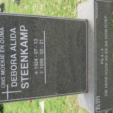 STEENKAMP Debora Alida 1924-1999