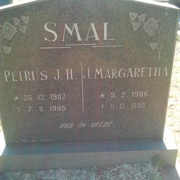 SMAL Petrus J.H. 1907-1985 &amp; J. Margaretha 1906-1989