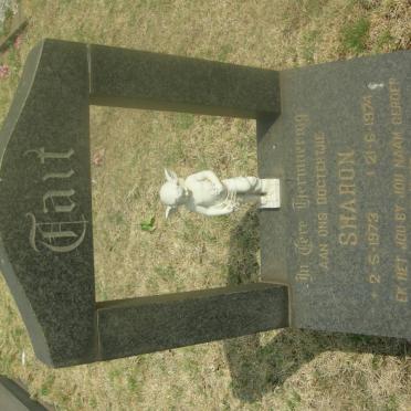 TAIT Sharon 1973-1974