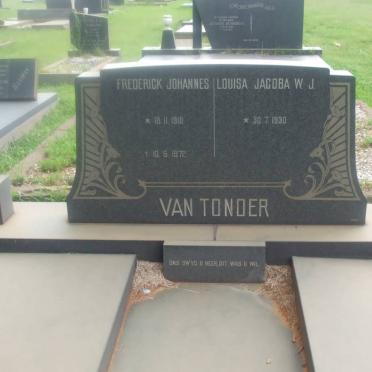 TONDER Frederick Johannes, van 1918-1972 &amp; Louisa Jacoba W.J. 1930-