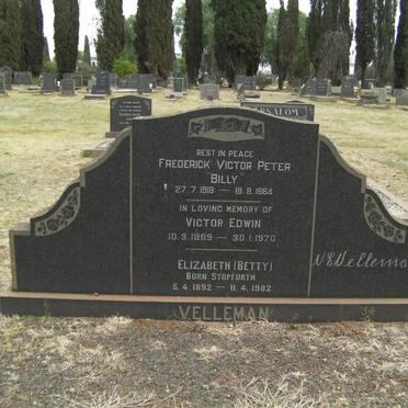 VELLEMAN Victor Edwin 1889-1970 &amp; Elizabeth STOPFORTH 1892-1982 :: VELLEMAN Frederick Victor Peter 1918-1964