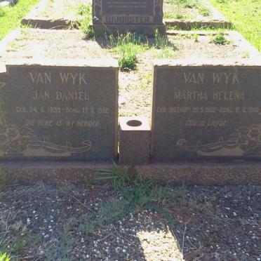 WYK Jan Daniel, van 1898-1962 &amp; Martha Helena HEENOP 1902-1960