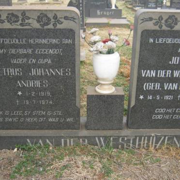 WESTHUIZEN Petrus Johannes Andries, van der 1919-1974 &amp; Joyce VAN NIEKERK 1921-2001