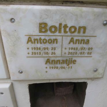 BOLTON Antoon 1934-2013 & Anna 1943-2020 :: BOLTON Annatjie 1970-