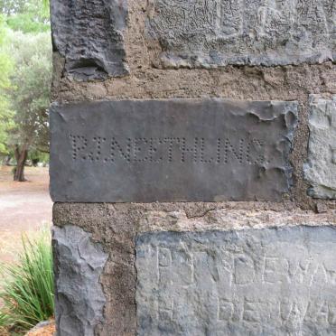 NEETHLING :: DE WAAL