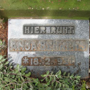 BEHRENS Anja 1993-1993