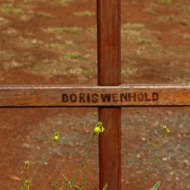 WENHOLD Doris