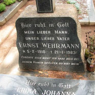 WEHRMANN Ernst 1910-1963 :: CLAASE Erika Johanna Martha nee WEHRMANN 1940-2004