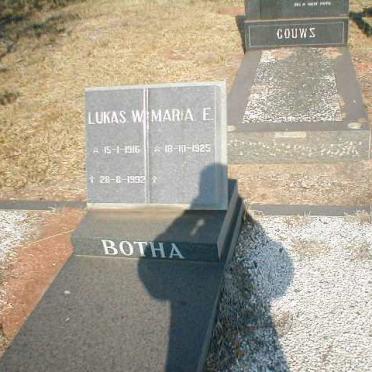 BOTHA Lukas W. 1916-1992 &amp; Maria E. 1925-?