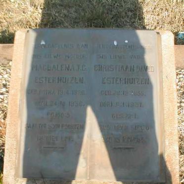 ESTERHUIZEN Christiaan David 1855-1937 &amp; Magdalena J.C. BOTHA 1886-1936