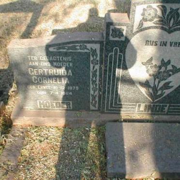 LINDE Gerrit C. 1873-1958 &amp; Gertruida Cornelia ERWEE 1879-1964