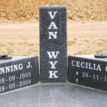 WYK Henning J., van 1955-2008 &amp; Cecilia G.E. 1956-