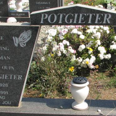POTGIETER W.J. 1928-1991 &amp; Johanna E 1927-2005