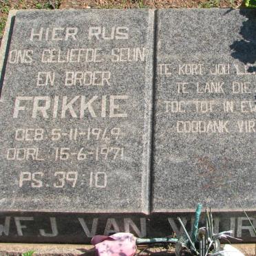 VUUREN W.F.J., van 1949-1971