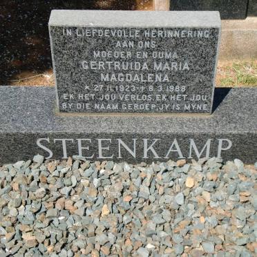 STEENKAMP Gertruida Maria Magdalena 1923-1988