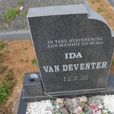D - Vanne :: Surnames - D