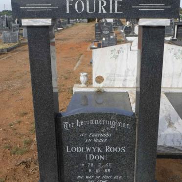 FOURIE Lodewyk Roos 1946-1988