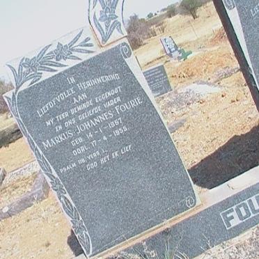 FOURIE Markus Johannes 1867-1955 &amp; Maria Magdelene KOEKEMOER 1871-19?2