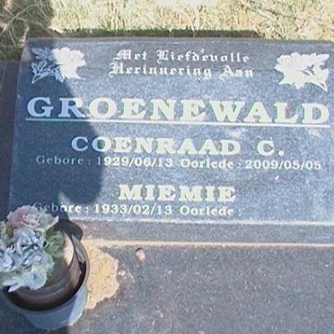 GROENEWALD Coenraad C. 1929-2009 &amp; Miemie 1933-