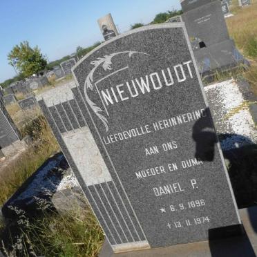 NIEUWOUDT Daniel P. 1896-1974