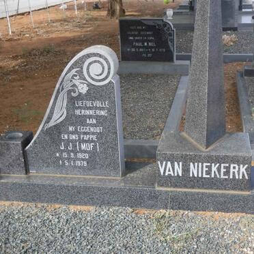 NIEKERK J.J., van 1920-1979 &amp; M.C.J. 1927-1999