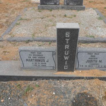 STRUWIG Marthinus J. 1889-1966 &amp; Judith M. VENTER 1897-1975