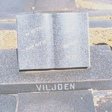 VILJOEN Johannes Hendrik Smartryk 1902-1972 &amp; Elizabeth Cornelia LOUW 1904-19?9