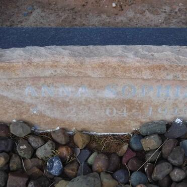 WALT Gabriel Johannes, van der 1942-2010 &amp; Anna Sophia 1945-