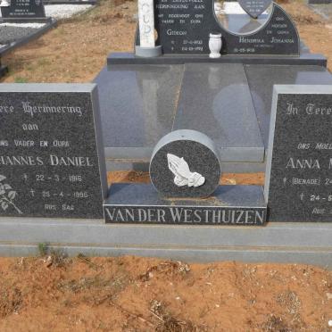 WESTHUIZEN Johannes Daniel, van der 1916-1995 &amp; Anna Maria E. BENADE 1917-1994