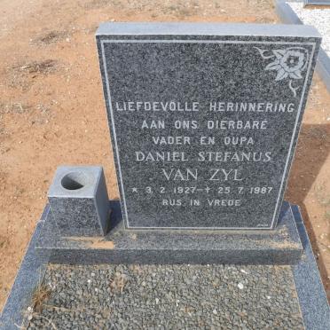 ZYL Daniel Stefanus, van 1927-1987
